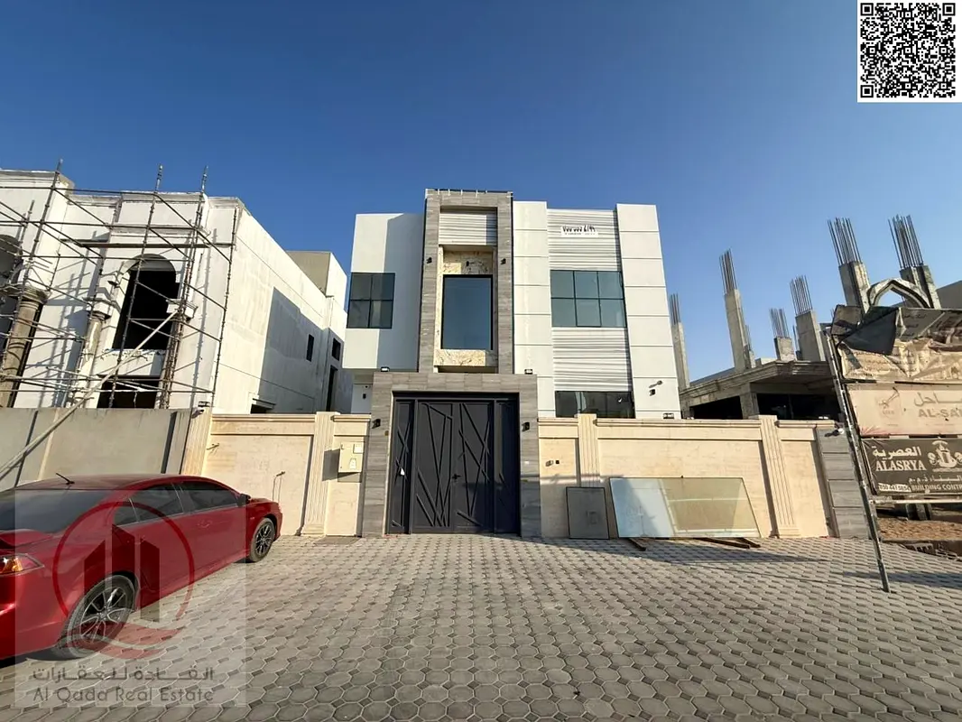 فيلاللبيع في منطقة الزاهيه عجمان  تصميم أنيق بموقع مميز