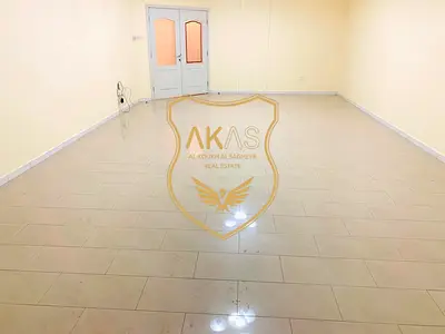 3BHK CHILLER FREE WITH MAID ROOM FOR FAMILY