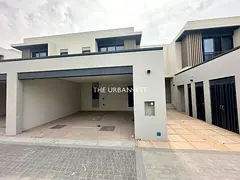 Close to Park | 3 Bed | Middle Unit | Single Row