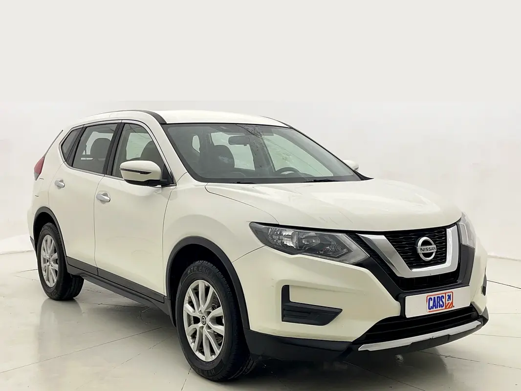 Nissan X-Trail 2022 — photo 1 of 13