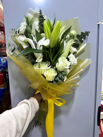 Elegant White Lily  White Rose Bouquet – Beautiful Fresh Flower Arrangement