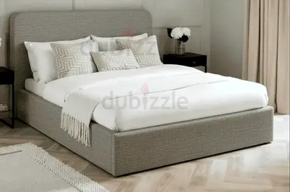 Brand new Queen size bed storage bed family bed nd medical mattress queen bed