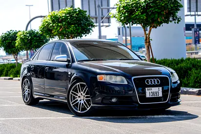 Audi S4 B7 4.2