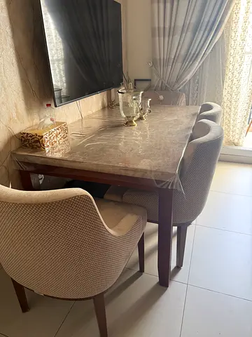 Dinning table