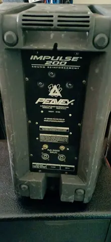 Peavey Impulse 200 Sound Reinforcement System 700 WATTS PASSIVE