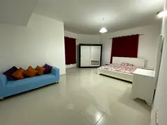 Specious master bedroom/2500 dhs