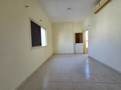 One-bedroom apartment with living room in Al Nuaimiya 3 behind Safeer Mall, near the Pakistani School, 28K AED on 4 payments, balcony, split AC, free