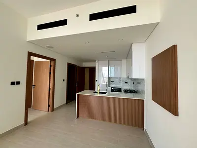 1 Bedroom Modern in Prime Location with BinGhatti