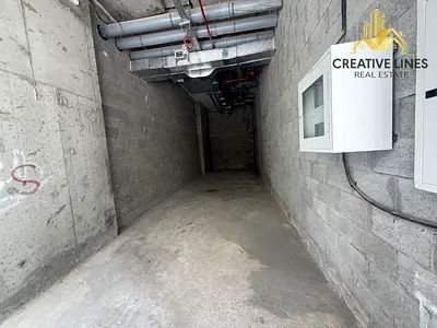 Main boulevard facing!! Fully occupied area!! Main road side!!