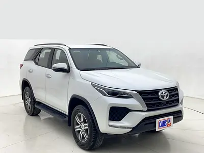 AED 1,471/m | 0 DP | Free 3 Months Warranty | Service History | 30 Day Return | TOYOTA FORTUNER 2024