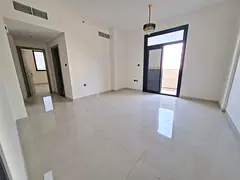 Lavish Apartment available in Al jada out sid 1bhk 1wachroom with balcony lo price ready to move