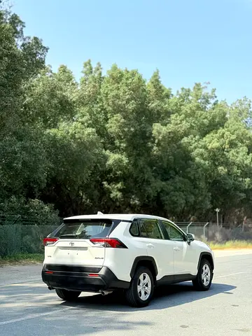 صورة 5 لـ 2021 Toyota RAV 4