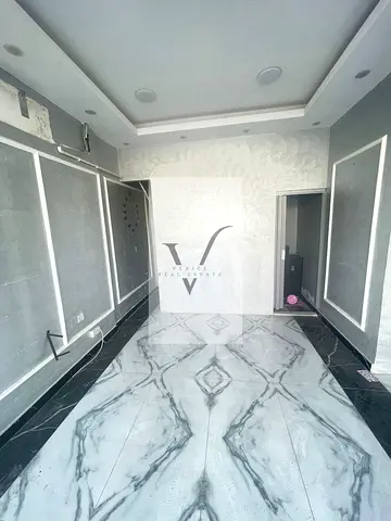 موقع مميز - اطلالة مفتوحة - موقف سيارة - بلكونة - اقساط مرنه