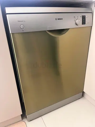 Bosch Dishwasher for sale - 12 Place Settings  SMS50D08GC