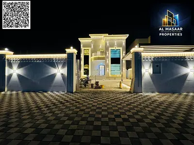 Large villa close to all services, directly opposite the mosque. Freehold ownership. Price includes electricity, water, and air conditioning.