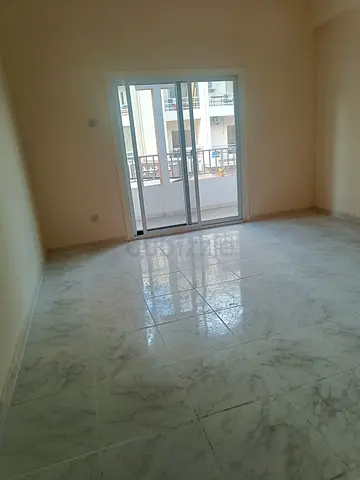 BACHELORS BEDSPACE AVAILABLE IN KARAMA