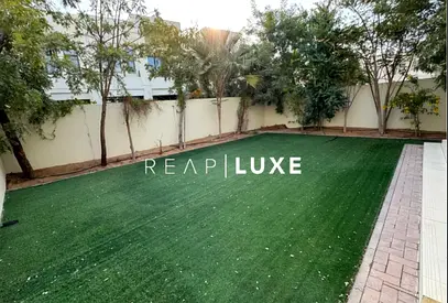 Elegant Residence l Luxury Living l Move-In Ready