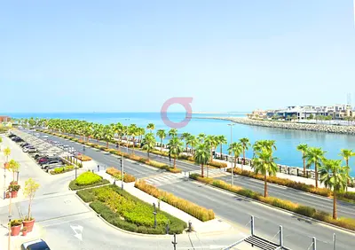 غرفة نوم واحدة | برج لا ريف 4 | شرفة | إطلالة على المسبح والمدينة