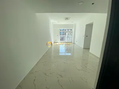 2 BHK | Spacious | No Commission | Road View