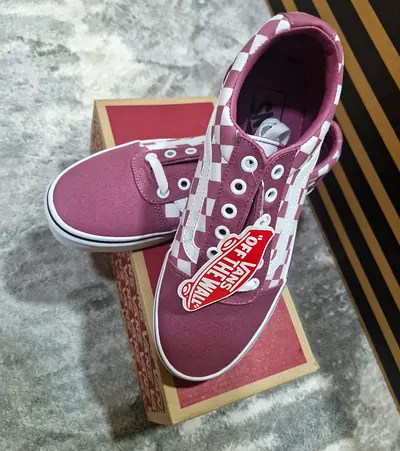 Vans Checkered Pink Sneakers