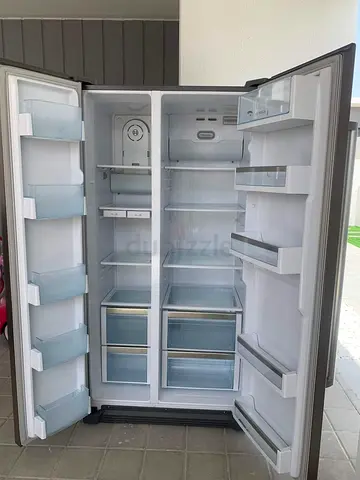 Selling BOSCH Side By Side Fridge Freezer