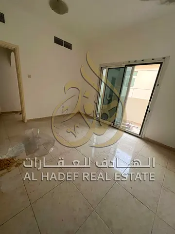For Rent in Sharjah – Al Qasimia (Al Mahatta) 🇦🇪 1 Bedroom Apartment with Living Room and Balcony Located in a prime location close to all services