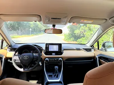 صورة 16 لـ 2021 Toyota RAV 4
