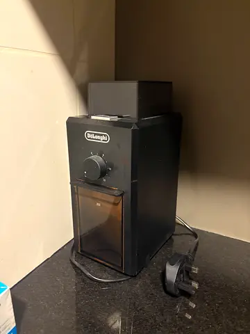 Electric coffee grinder