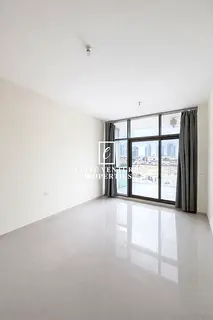MODERN | SPACIOUS | PRIME LOCATION
