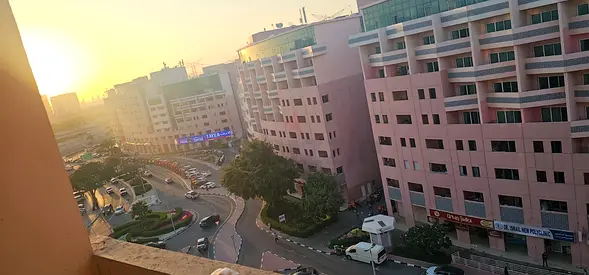 BED SAPACE AVAILABLE ZEN PINK