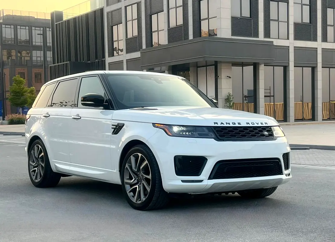 Land Rover Range Rover Sport 2022 — photo 1 of 15