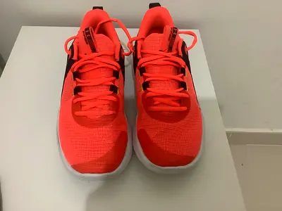 Under Armour flow running shoes