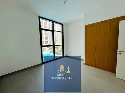 Stunning Open Pool Views, 2BHK with 2 Washroom available for Rent