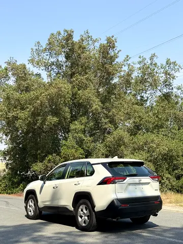 صورة 3 لـ 2021 Toyota RAV 4