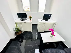 Offer For The Day! Fitted Office | Direct from Owner | Near To Metro Station |