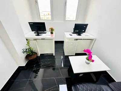 Offer For The Day! Fitted Office | Direct from Owner | Near To Metro Station |