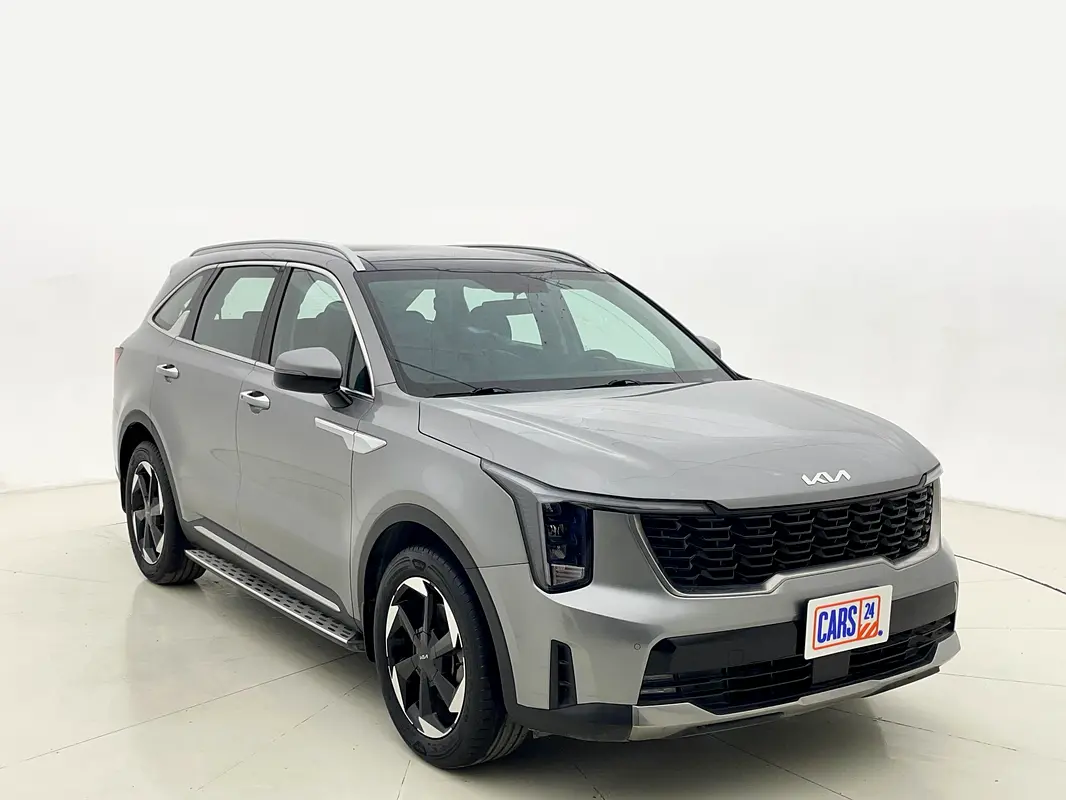 Kia Sorento 2024 — photo 1 of 13
