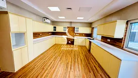 Luxury Family Home | Main Road Location
