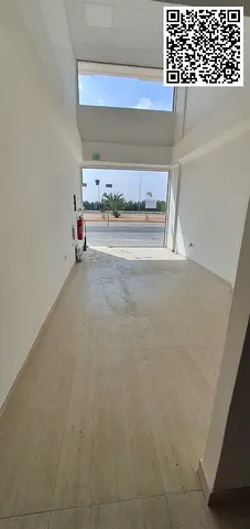 🏬 محل تجاري للإيجار – الباهية، عجمان (أول ساكن)