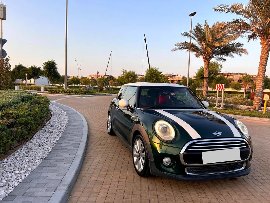 MINI Cooper 2014 — photo 1 of 5