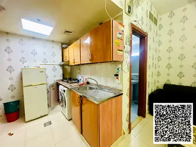 🏢 للبيع استوديو في أبراج الأورينت  🌊 إطلالة كاملة على الخور 🏊‍♂️ مرافق البرج: جيم + مسبح + موقف سيارة  📐 المساحة: 500 قدم مربع  💰 السعر: 305,000