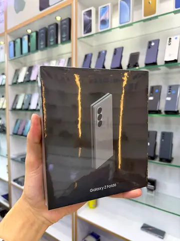 Samsung Galaxy Z Fold 6 256 GB Brand New
