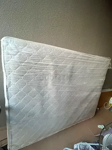 Used queen size Mattress for Sale