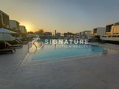 Corner Unit Townhouse | Vacant | 4 Cheques