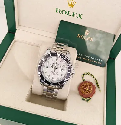 Rolex GMT-Master II – White Dial – Black Ceramic Bezel