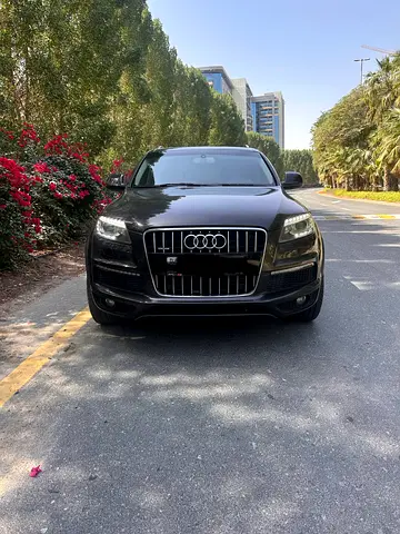 GCC / VERY CLEAN / LOW MILAGE /7 SEATER