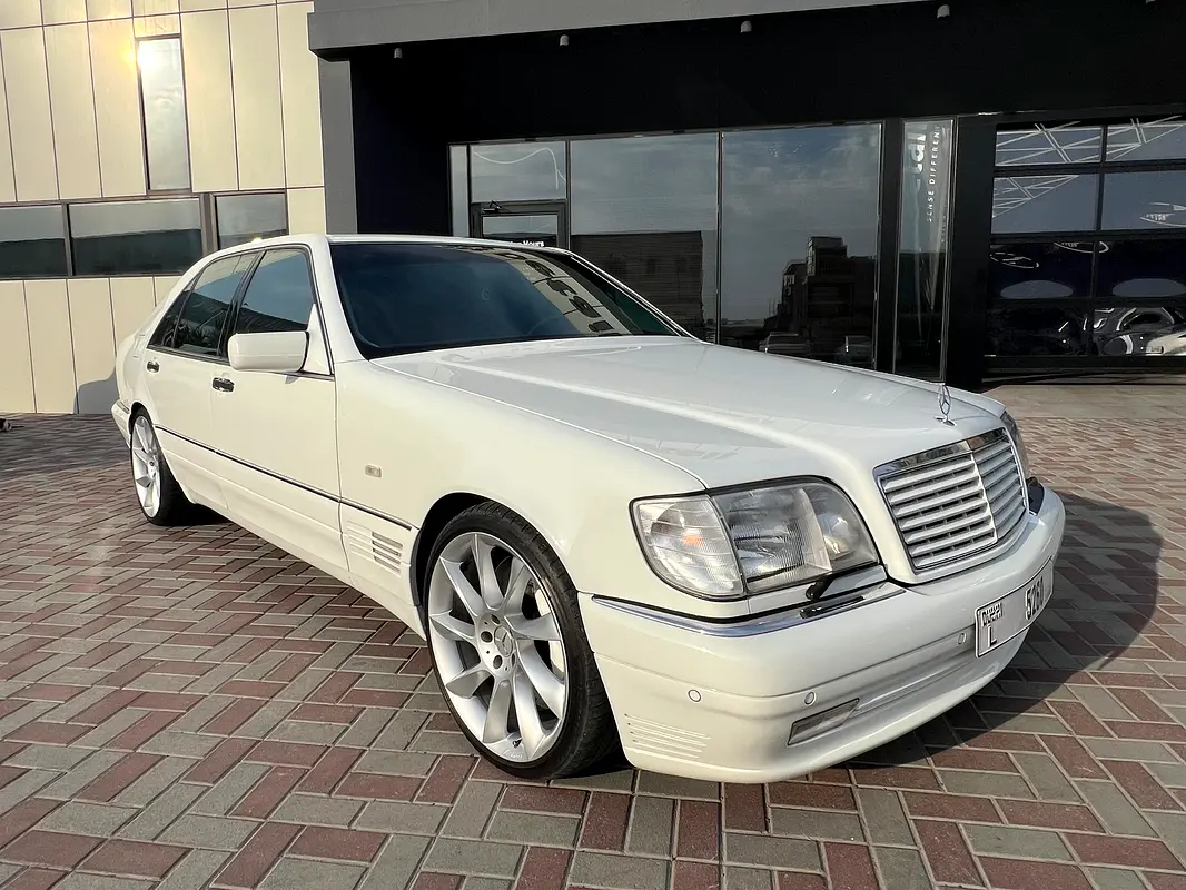 Mercedes-Benz S-Class 1998 — photo 1 of 20
