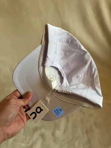 ON CLOUD CAPS - HATS