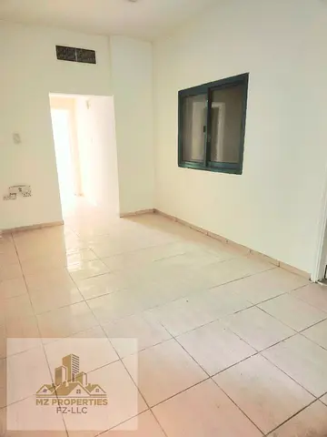 Grand offer 1month free 2bhk family buiding near to park only 35000