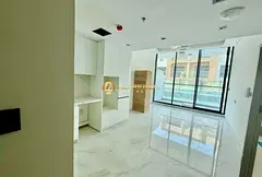 1 Bedroom | Miami by Samana | Balcony | Downtown City View